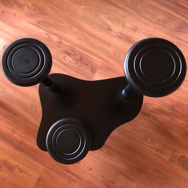 Fotografia produktu: czarny drewniany kwietnik - stojak na kwiaty