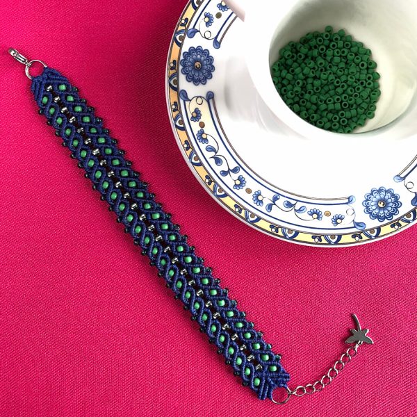 Jęczmienny kłosek w kolorze niebieskim – bransoletka z koralikami toho