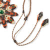 Jesienny kwiat z zielonymi jadeitami – naszyjnik ze sznurem kumihimo-makramowym